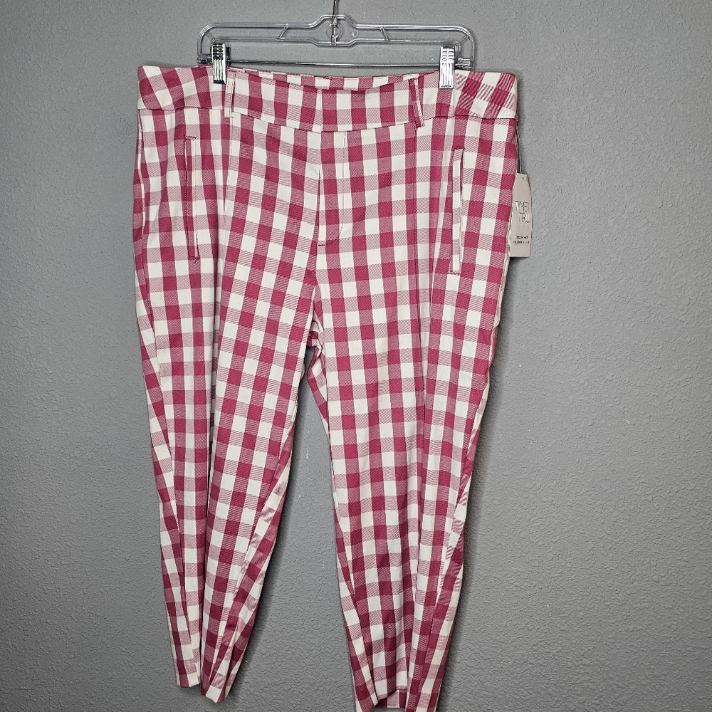 Time and Tru NWT Womens 18 Pink Check‎ Capri Pants Gingham Plaid